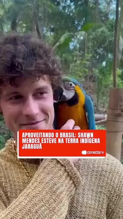 O cantor Shawn Mendes aproveitou sua passagem por São Paulo para uma imersão cultural incrível! ✨

Ele esteve na Terra Indígena Jaraguá, na aldeia Tekoa Yvy Porã, para conhecer de perto a rica cultura Guarani Mbya.

Segundo o @midiaindigenaoficial, a visita teve como objetivo registrar imagens para o seu próximo documentário.

Nos vídeos, ele aparece interagindo, cantando, e até fez um nova amiga: uma ararinha que ficou no ombro brincando com seu brinco! 🐦

📹: Reprodução

#conectafm #shawnmendes #terraindígena