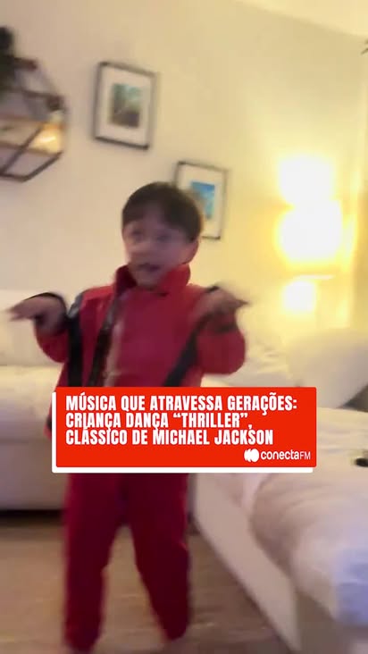 O tempo passa, mas o Rei do Pop é eterno! ✨

Ver os pequenos descobrindo a magia de "Thriller" é a prova de que o talento de Michael Jackson não tem data de validade. 🤩

O legado continua vivo, um passinho de cada vez. 🕺🔥

📹: Reprodução

#conectafm #michaeljackson